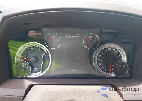 2017 Ram 1500 Laramie 4X2 5'7 Box z USA, uszkodzony, nr VIN 1C6RR6NG9HS762336